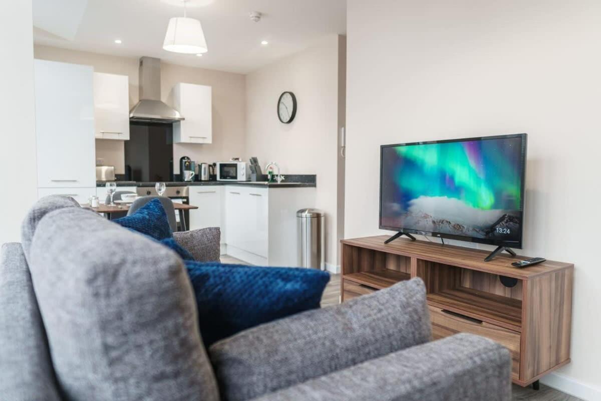 Bright 1 Bed Apartment Manchester - Sleeps 2 ภายนอก รูปภาพ